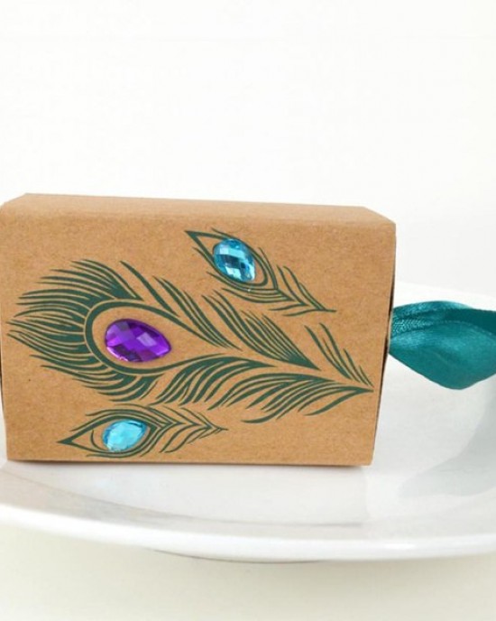 Kraft Paper Candy Gift Box Peacock Feather Candy Drawer Box Design for Party Ins